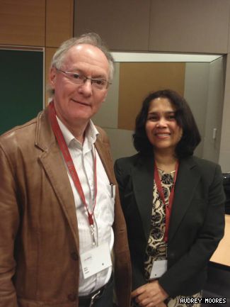 Françoise Naudillon (right) with Max Roy, President of the FQPPU at ACFAS.